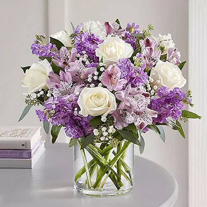 Buy Purple And White Floral Bunch In Glass Vase Online